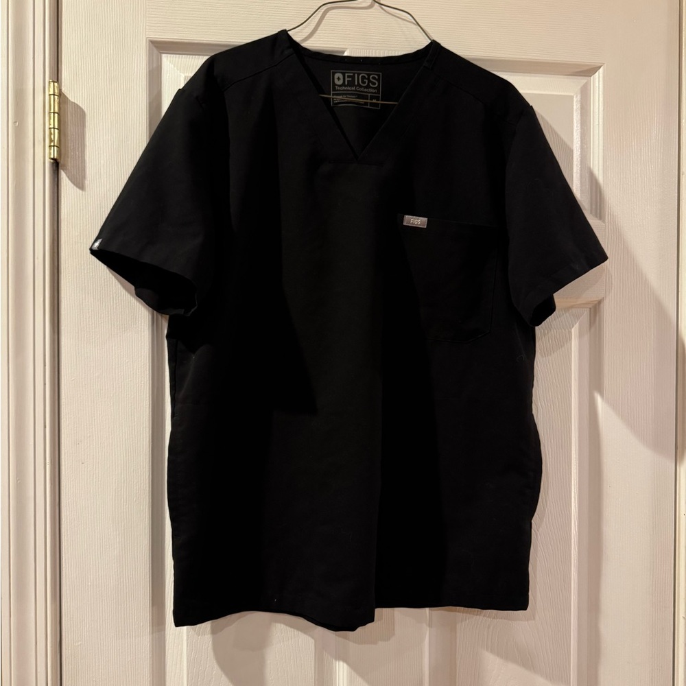Figs Black Scrub Top